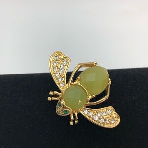Bumble Bee pin by Joan Rivers